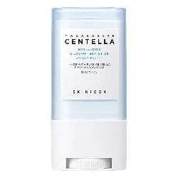 Protector Solar Facial SKIN1004 Madagascar Centella Hyalu-Cica Silky-Fit Sun Stick FPS 50+ 20g